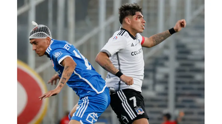Matías Sepúlveda sufrió duro golpe en el duelo entre Universidad de Chile y Colo Colo.
