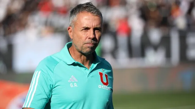 Gustavo Álvarez habló en la Universidad de Chile en esta jornada
