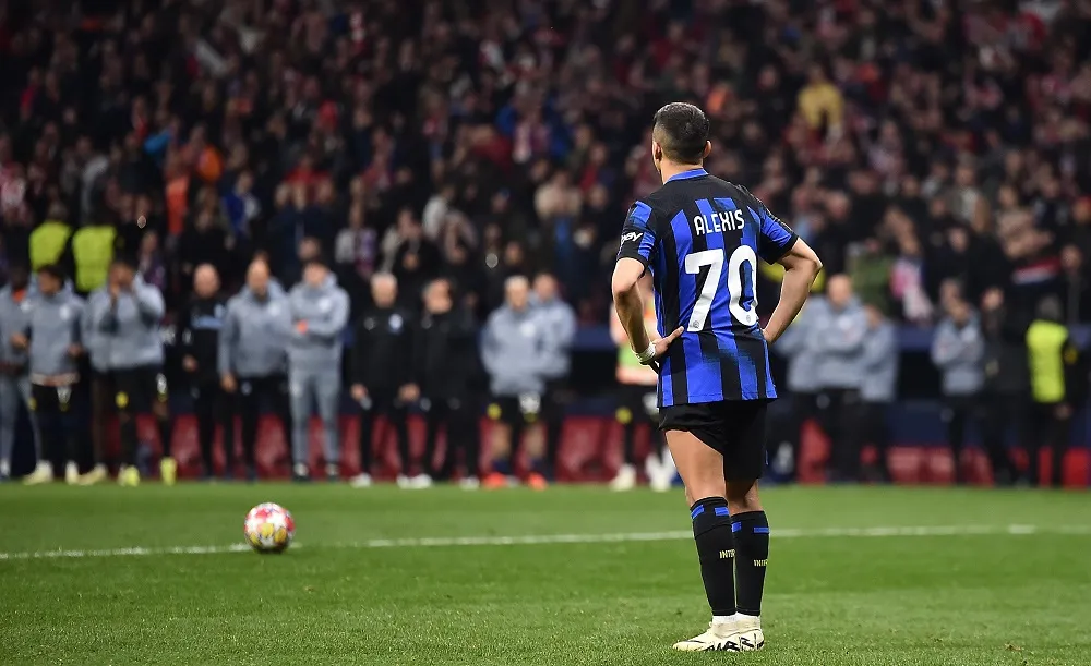 Alexis Sánchez con un pie fuera de Inter de Milán.