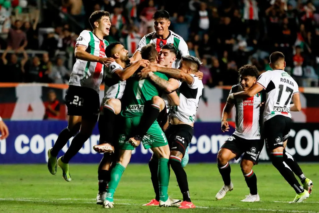 Palestino y Colo Colo pasaron dos fases previas antes de entrar a la fase de grupos de Copa Libertadores. (Foto: Byron Perez /Photosport).