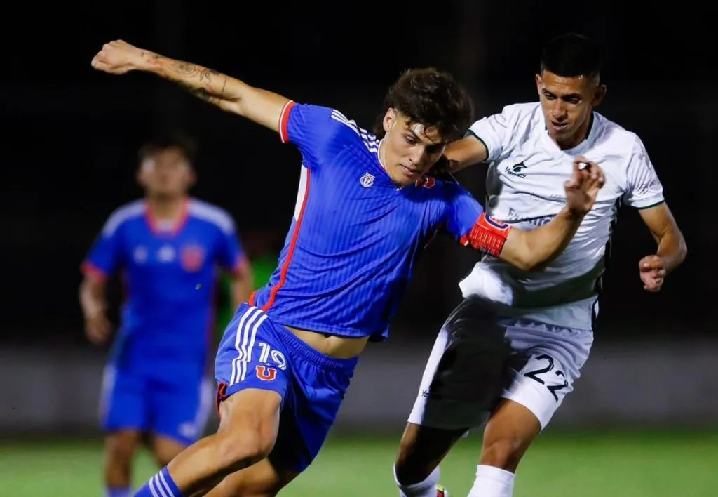 Universidad de Chile ya entrena con sus compañeros en Universidad de Chile.