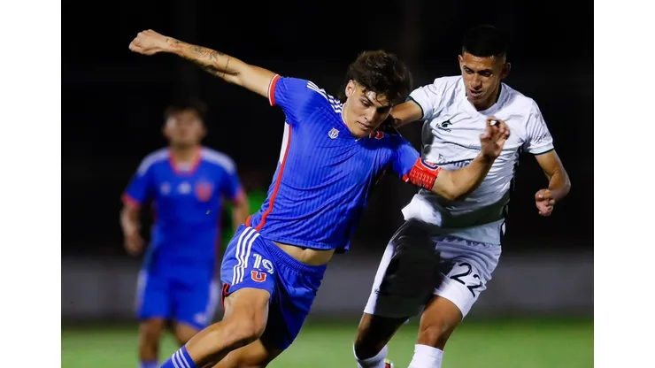 Universidad de Chile ya entrena con sus compañeros en Universidad de Chile.