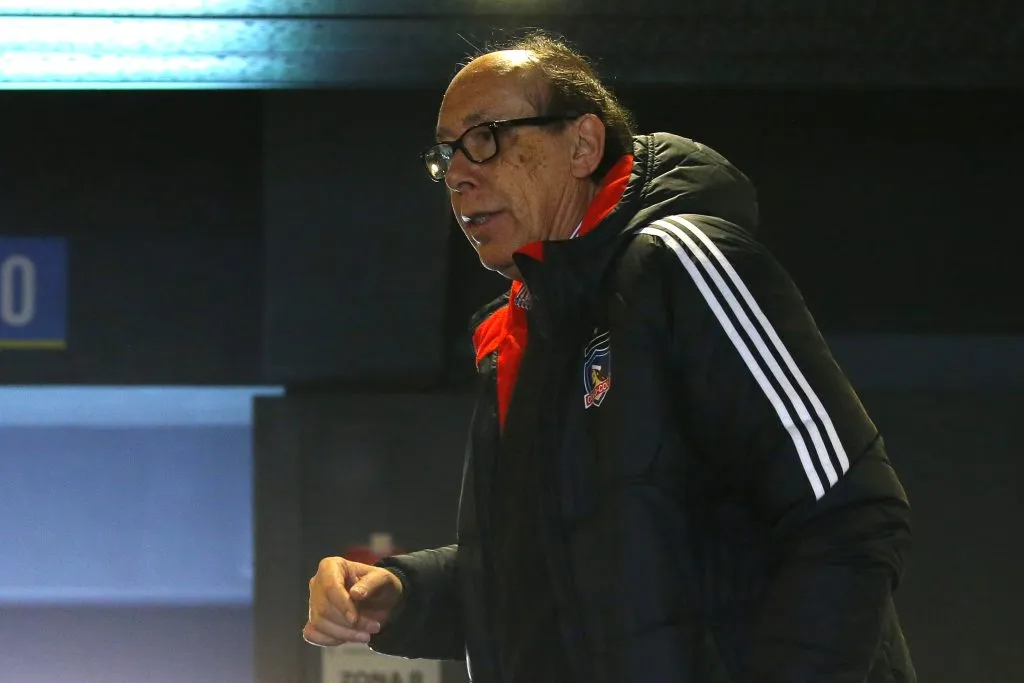 Alfredo Stöhwing le quita dramatismo al tema premios en Colo Colo. (Foto: Photosport)
