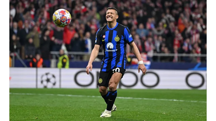 Alexis Sánchez pierde penal en el Inter. (Foto: Getty)
