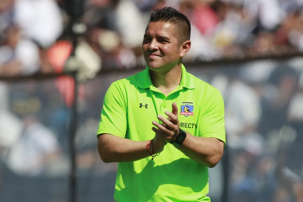 Héctor Tapia se desempeña hoy como jefe de las divisiones menores en Macul (Foto: Marcelo Hernandez/Photosport)