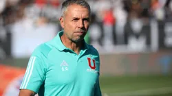 Gustavo Álvarez le dedicó potente arenga al plantel de la U.