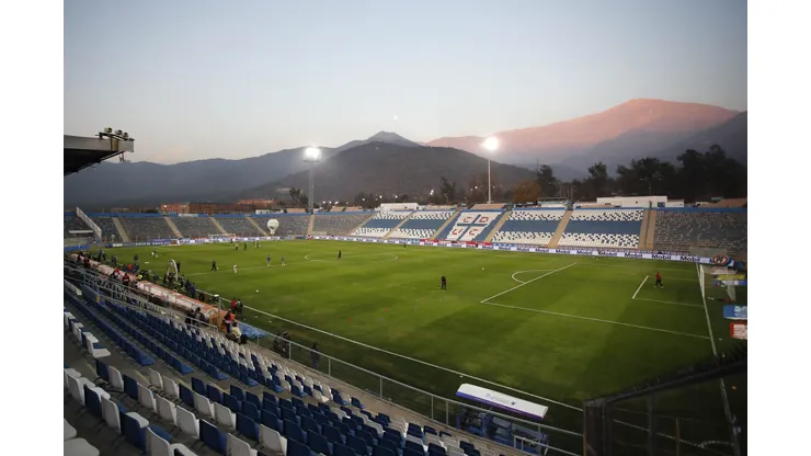 Universidad Católica está en búsqueda de un DT. (Foto: Photosport)