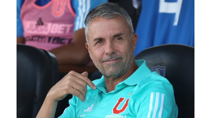 Gustavo Álvarez fue elogiado por un ex DT de Universidad de Chile.