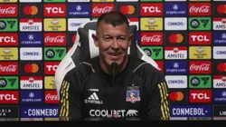 Jorge Almirón atendió a la prensa previo al partido de Colo Colo por Copa Libertadores. (Foto: Captura)