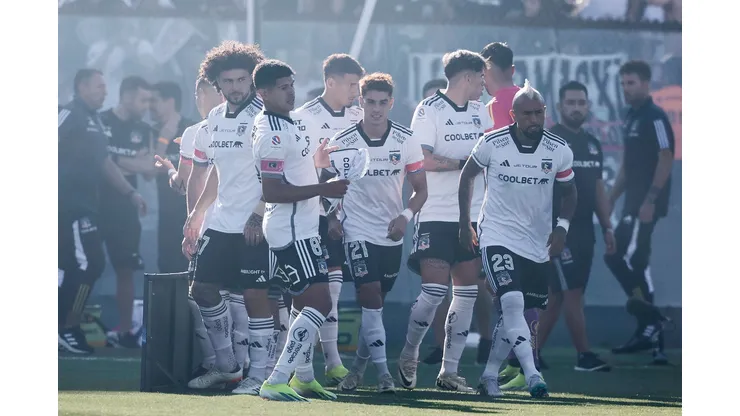 Colo Colo tiene una positiva noticia tras perder el Superclásico. (Foto: Photosport)