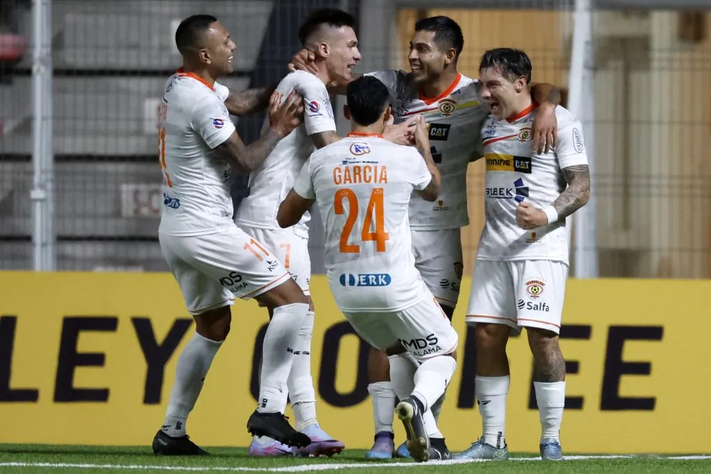Cobreloa consiguió su primer triunfo de visita en el Campeonato Nacional 2024. (Foto: Photosport)