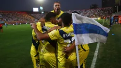 Everton sorprende a Universidad Católica en Santa Laura.