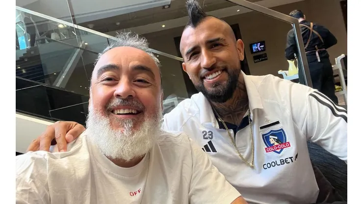 Juan Ramírez le entrega su respaldo a Arturo Vidal. (Foto: juanrd1ez, Instagram)
