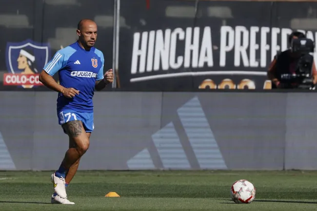 A Díaz lo tapizaron en insultos en el Estadio Monumental | FOTO: Dragomir Yankovic/Photosport