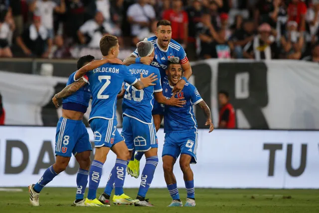 De Tezanos elogió el partido de Fernández | Foto: Photosport