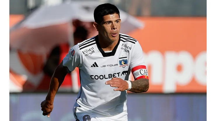 Esteban Pavez se lanza contra Blanco y Negro. (Foto: Photosport)