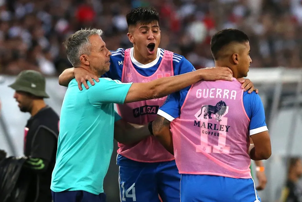 La U le dio una nueva alegría a Vallejo | FOTO: Javier Salvo/Photosport