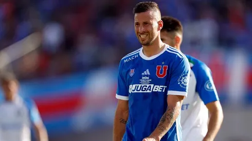Luciano Pons podría ingresar en el equipo titular de Universidad de Chile por Nicolás Guerra.