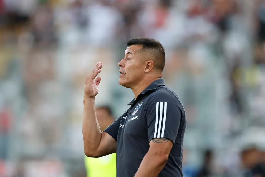 Almirón deposita su fe en el plantel albo. | Foto: Photosport