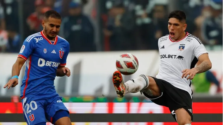 La U visita a Colo Colo esta tarde en el Monumental.