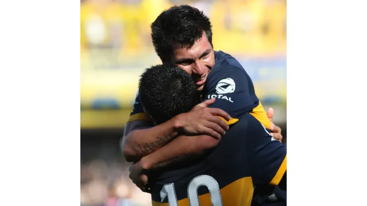 Gary Medel mantiene una estrecha relación con Juan Román Riquelme