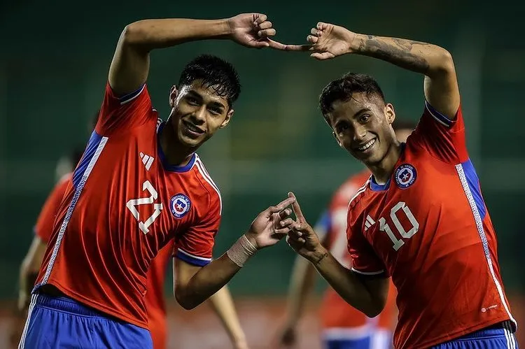 La celebración de Darío Osorio y Lucas Assadi