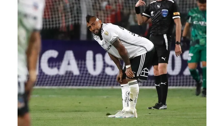 Arturo Vidal arrastra complicaciones físicas y llegaría con lo justo al Superclásico. (Foto: Photosport)