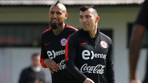 Ricardo Gareca le abre la puerta a Vidal y Medel