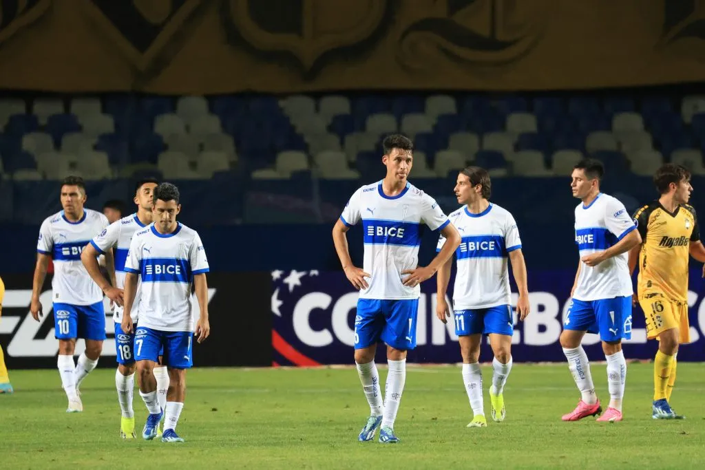 Universidad Católica quedó fuera de la Copa Sudamericana en la primera fase. (Foto: Photosport)