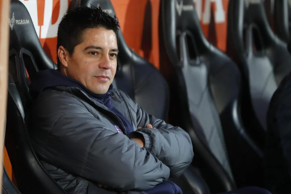 Valenzuela tendrá la difícil misión de enrielar el rumbo de la UC | FOTO: Felipe Zanca/Photosport