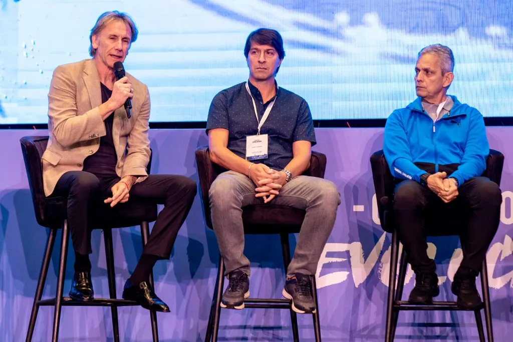 Gareca compartió panel con Reinaldo Rueda (Foto: Conmebol)