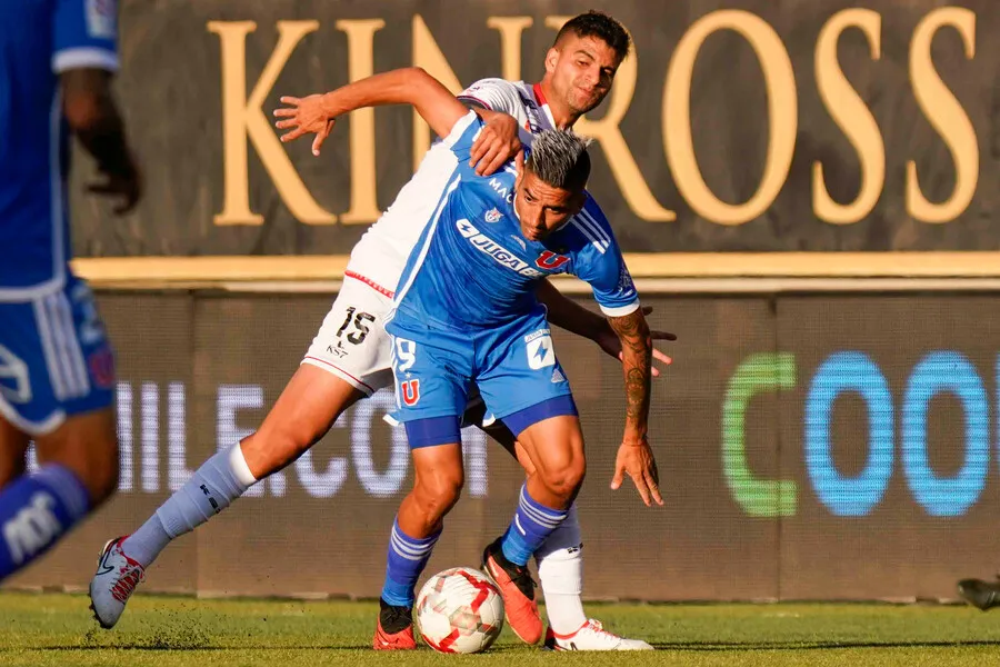 Fernández es una de las grandes figuras en la U | Foto: Photosport