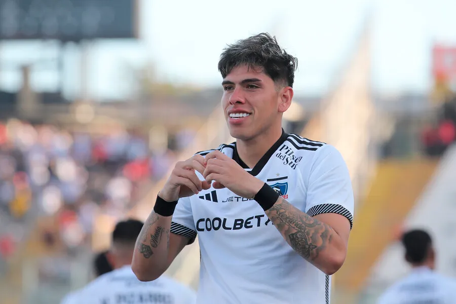 La Joya podría cambiar su lugar en la cancha. | Foto: Photosport