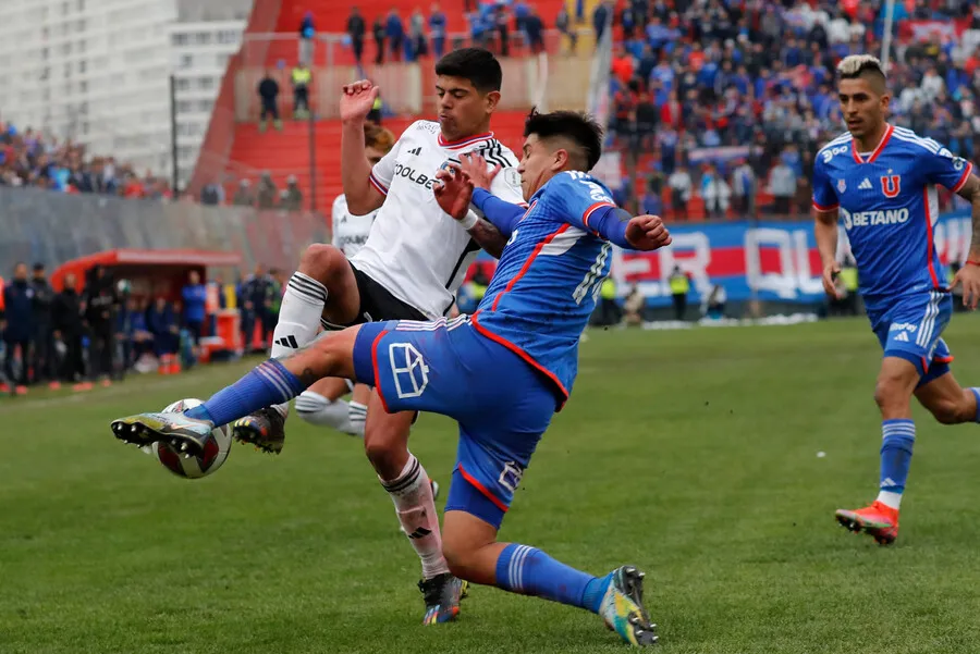 Albos y azules se vuelven a ver las caras. | Foto: Photosport