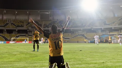 Referente de Universidad Católica reclama por la no contratación de Luciano Cabral