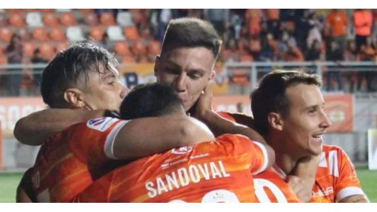 El rendimiento de Francisco Arancibia ilusiona a los hinchas loínos.