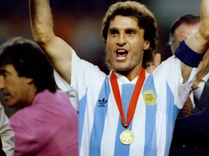 Coca Mendoza pone en su lugar a Ruggeri