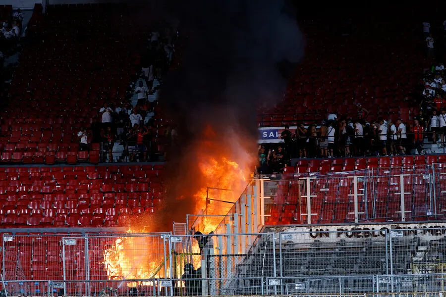Colo Colo sufre por sus hinchas. | Foto: Photosport