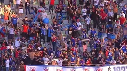Los hinchas azules se hicieron sentir en el estadio Luis Valenzuela Hermosilla.