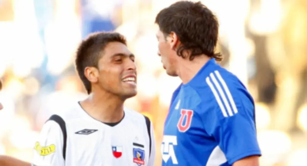 Jara enfrentando a la U con la camiseta del Popular | FOTO: Archivo