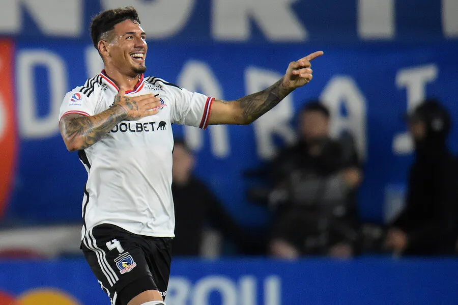 Saldivia ha sido gran figura en Colo Colo | Foto: Photosport