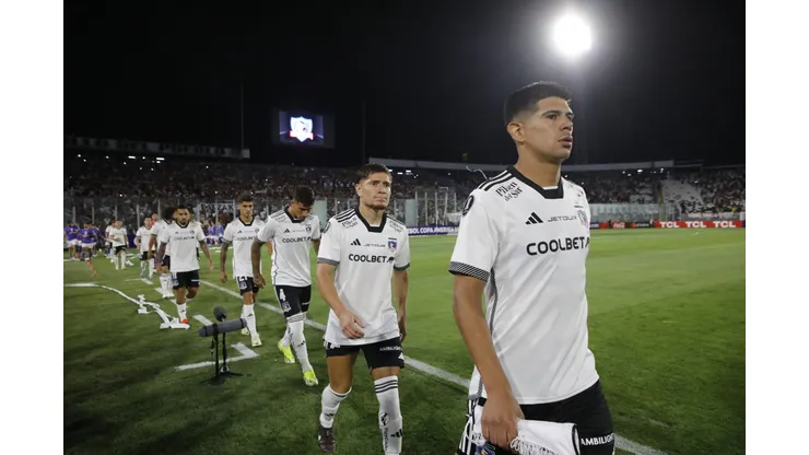 Colo Colo buscará dar otro paso en la Copa Libertadores y quedarse con el Superclásico. (Foto: Photosport)