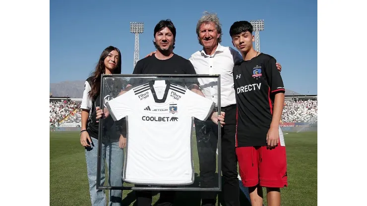 Jaime Valdés fue homenajeado en el Estadio Monumental. (Foto: Colo Colo)