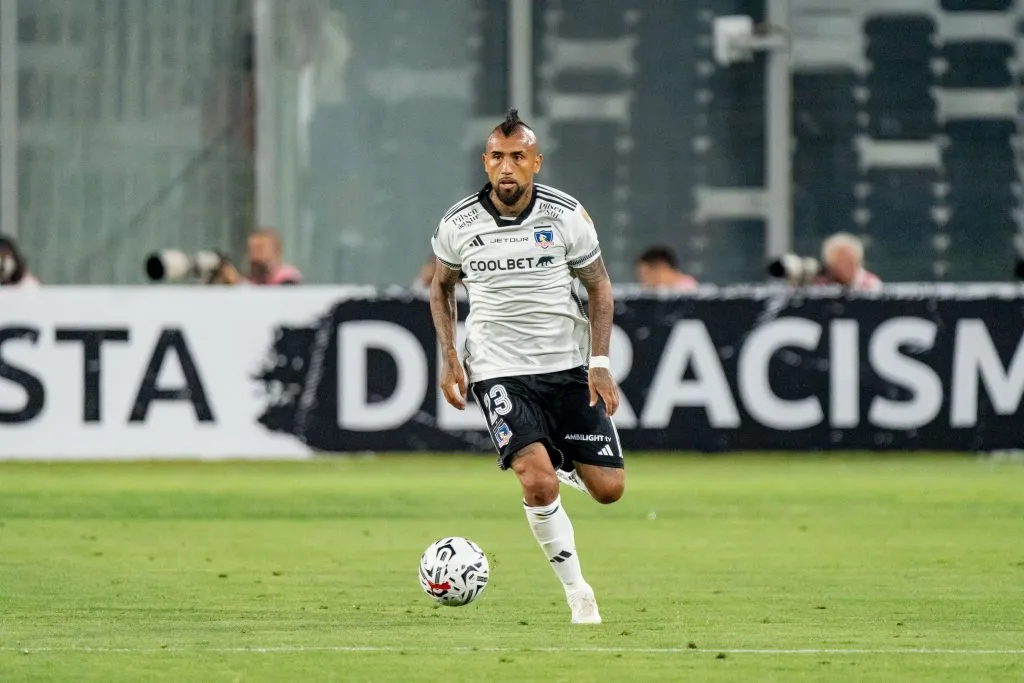 Arturo Vidal solo pudo jugar 45 minutos en la revancha entre Colo Colo y Godoy Cruz. (Foto: Guillermo Salazar)