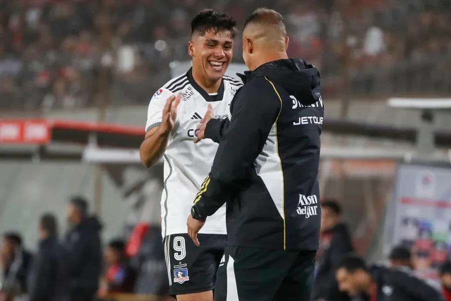 La Joya está feliz por Damián Pizarro. | Foto: Photosport