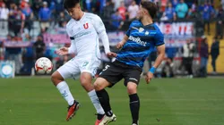 Huachipato y Universidad de Chile vuelven a la cancha tras suspensión momentánea del compromiso. (Foto: Photosport)
