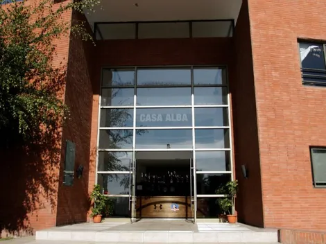 Colo Colo: Denuncian robo en la Casa Alba a horas del cambio de mando en Blanco y Negro