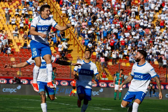 Tapia ha tenido un buen rendimiento con Nunes en la UC | Foto: Photosport