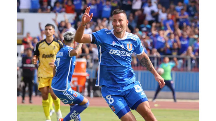 Luciano Pons será titular en la U en el Superclásico.