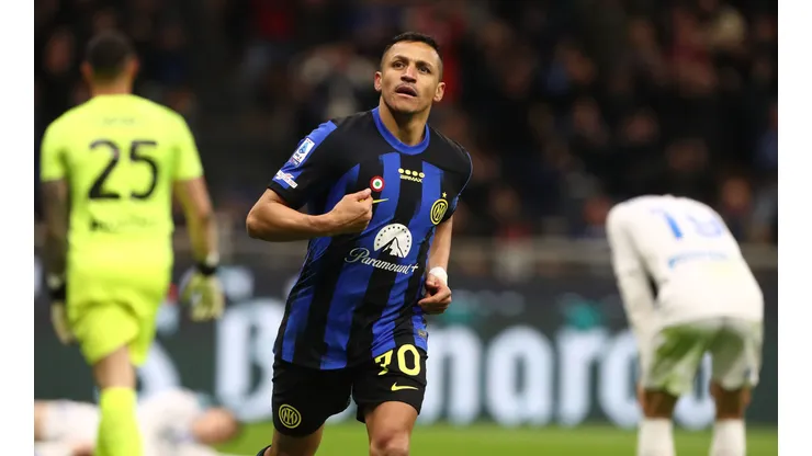 Alexis Sánchez logró el título de Serie A con el Inter de Milán. (Foto: Getty)